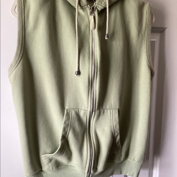I.C.I. Sleeveless Hoodie. Green  S - Picture 4 of 8